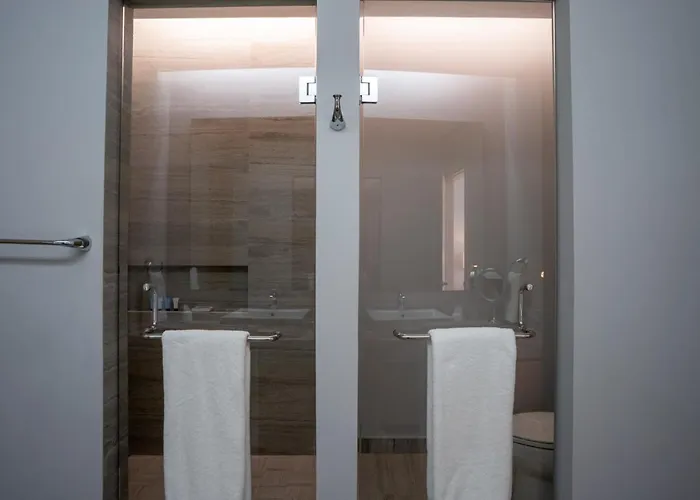 3br Luxury W/ Private Rooftop Pool & Gym Appartement
