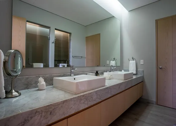 3br Luxury W/ Private Rooftop Pool & Gym * Playa del Carmen