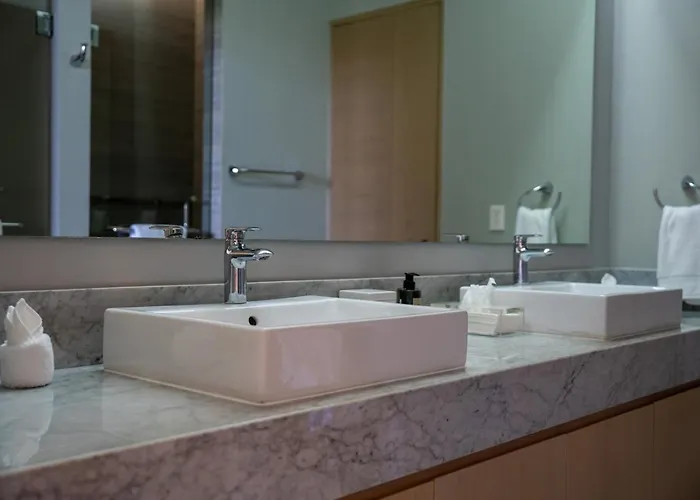 Appartement 3br Luxury W/ Private Rooftop Pool & Gym *