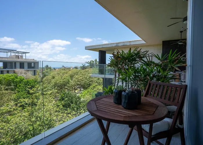 3br Luxury W/ Private Rooftop Pool & Gym *
