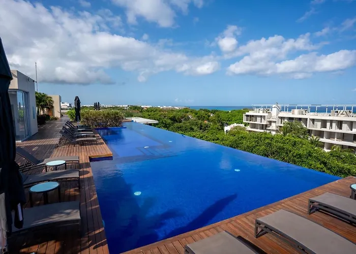 3br Luxury W/ Private Rooftop Pool & Gym Appartement
